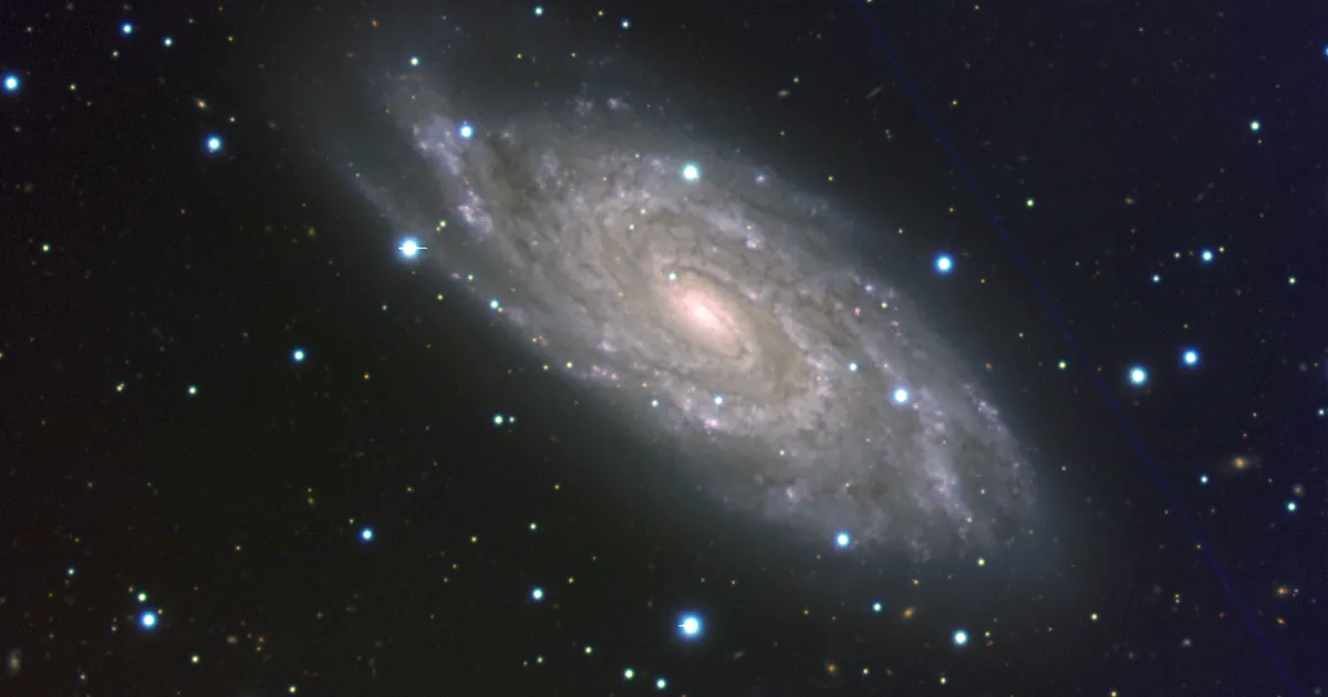 File:Phot-33a-04-fullres.jpg