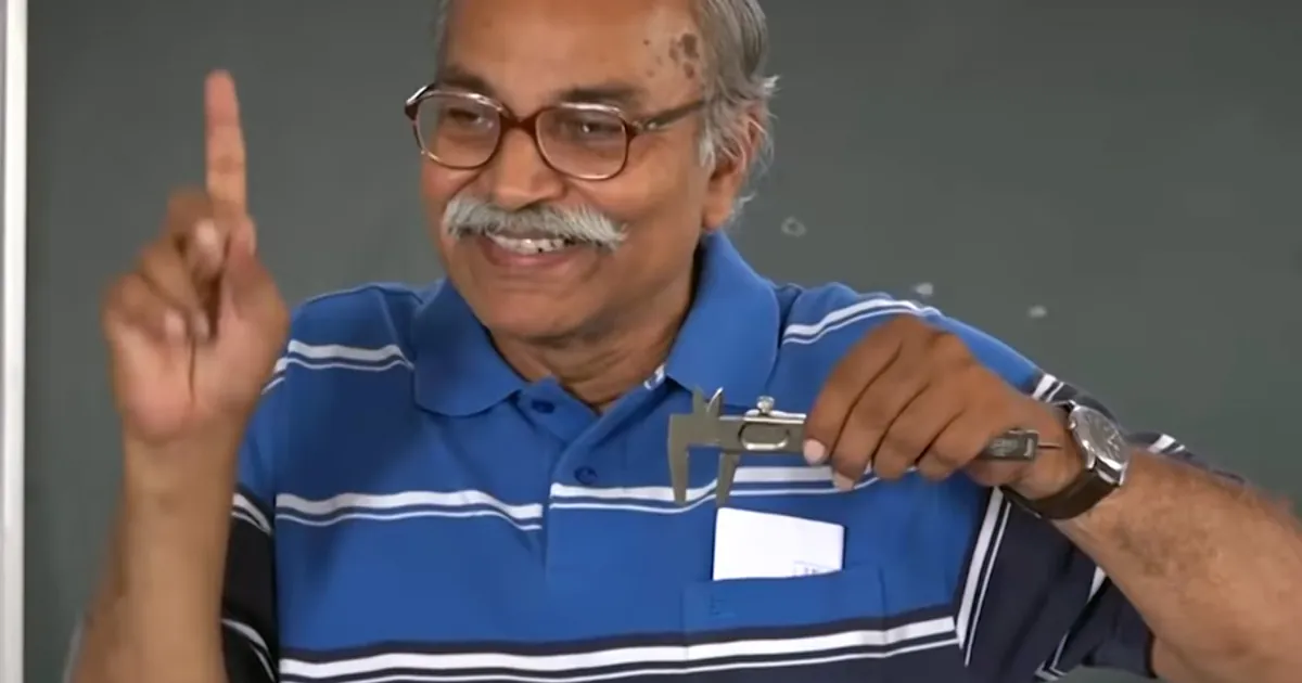 Harish Chandra Verma (HC Verma) explaining least count of vernier scale